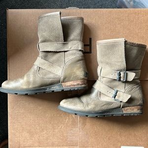 Sorel boots size 8 women’s